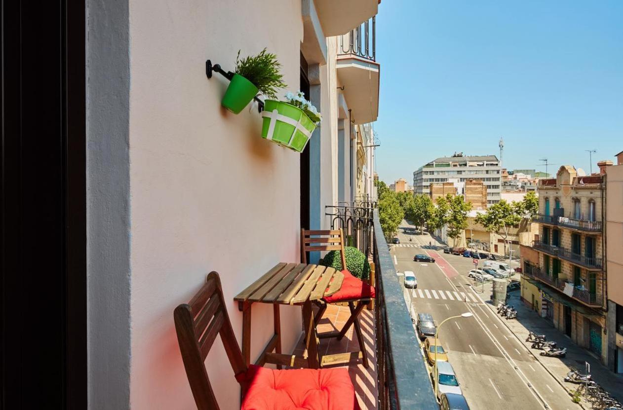 Lovely & Bright Bogatell Beach Apartment Barcelona Exterior photo